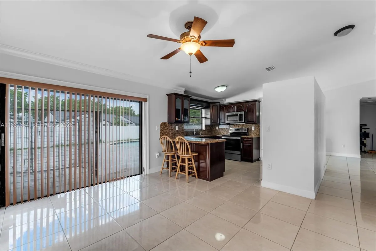 10290 SW 145th Pl, Miami FL 33186