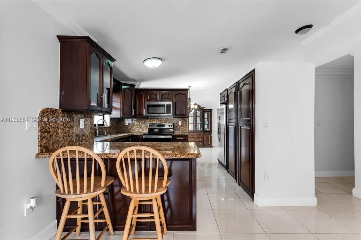 10290 SW 145th Pl, Miami FL 33186