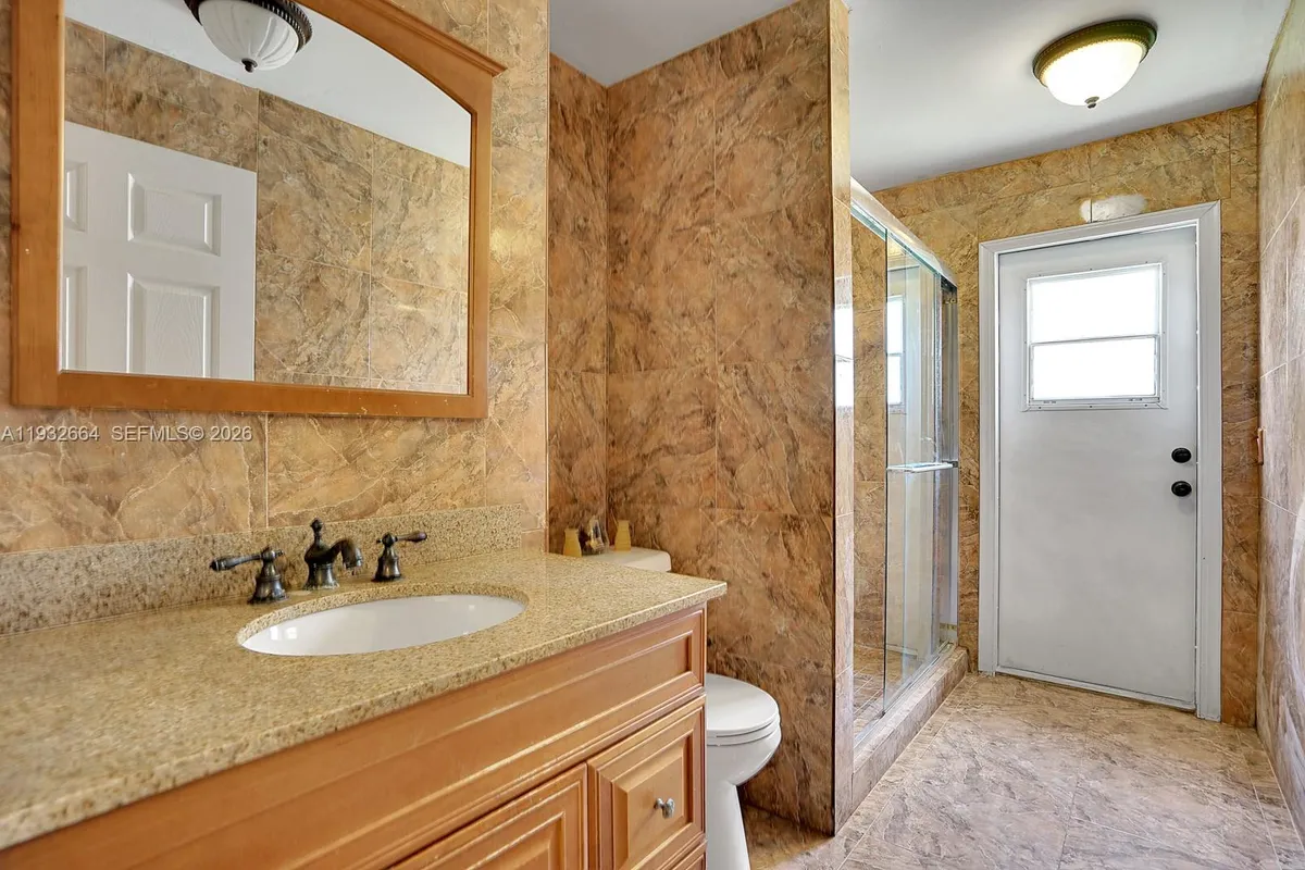 10290 SW 145th Pl, Miami FL 33186