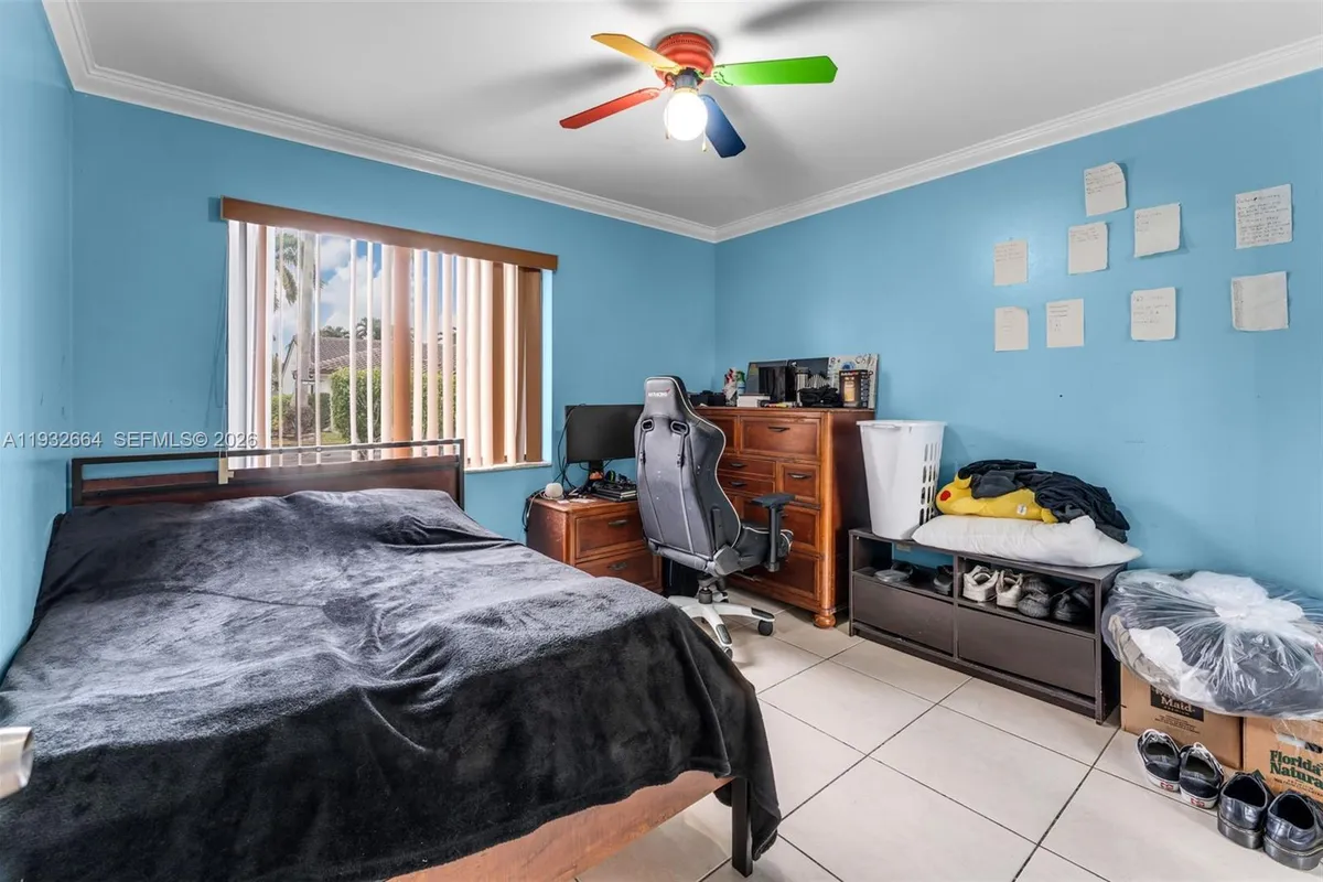 10290 SW 145th Pl, Miami FL 33186