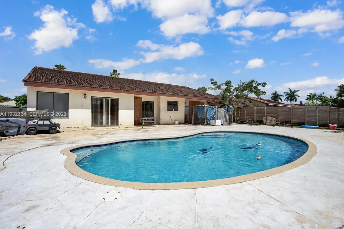 10290 SW 145th Pl, Miami FL 33186