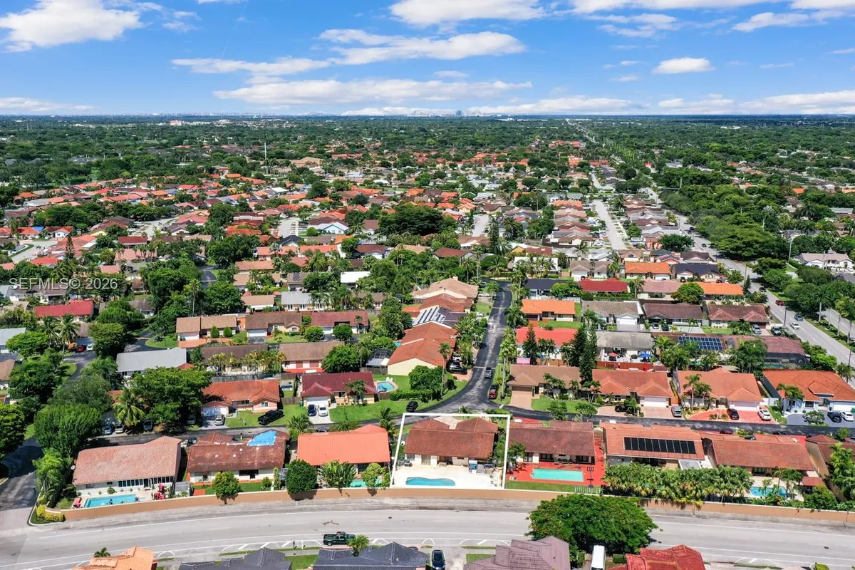 10290 SW 145th Pl, Miami FL 33186