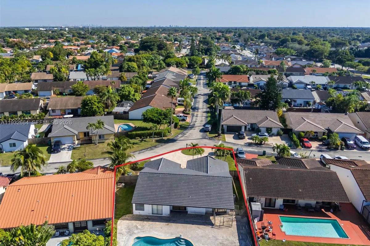 10290 SW 145th Pl, Miami FL 33186