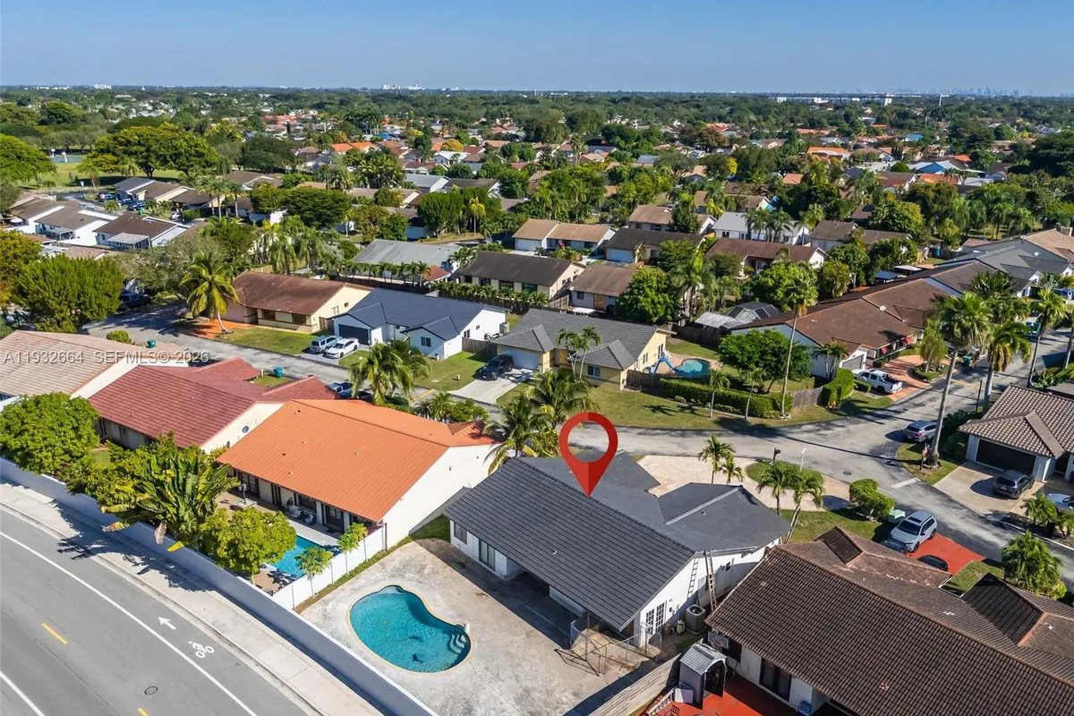 10290 SW 145th Pl, Miami FL 33186