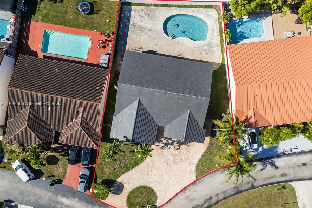 10290 SW 145th Pl, Miami FL 33186