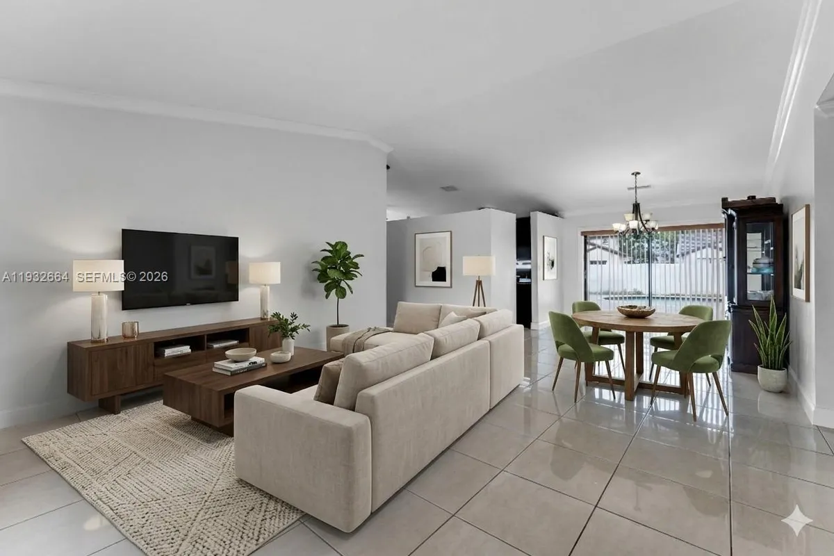 10290 SW 145th Pl, Miami FL 33186