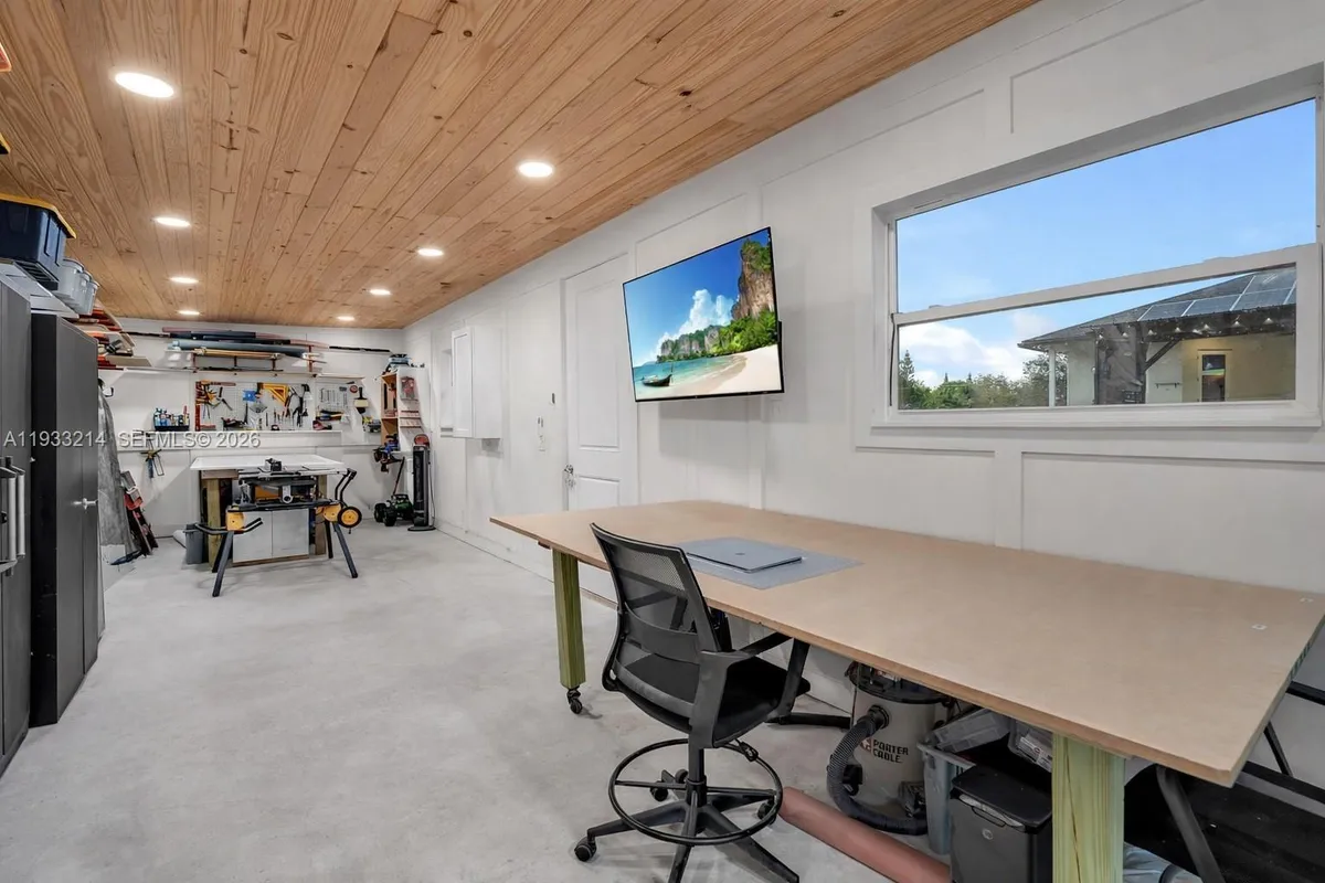 17844 N 38th Rd N, Loxahatchee FL 33470