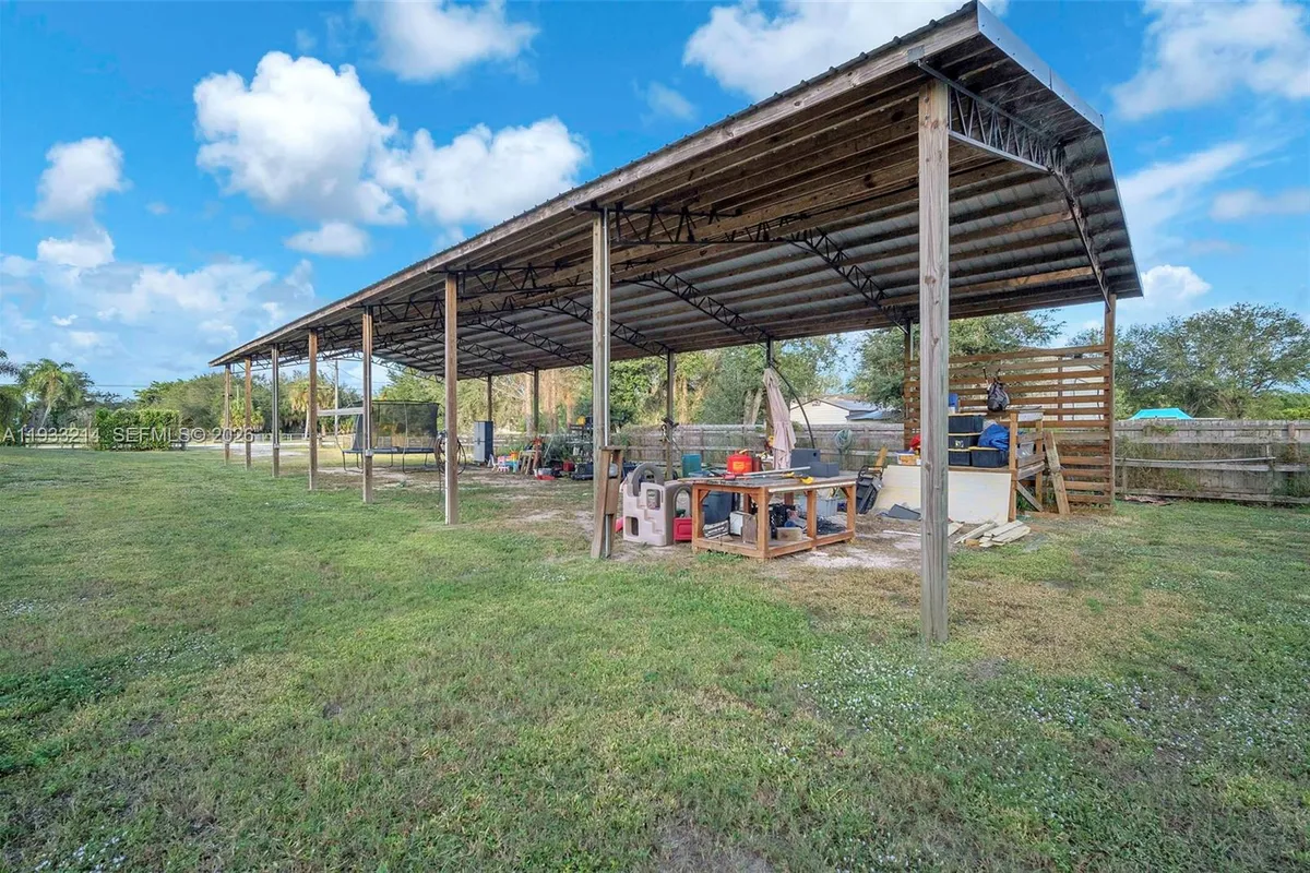 17844 N 38th Rd N, Loxahatchee FL 33470