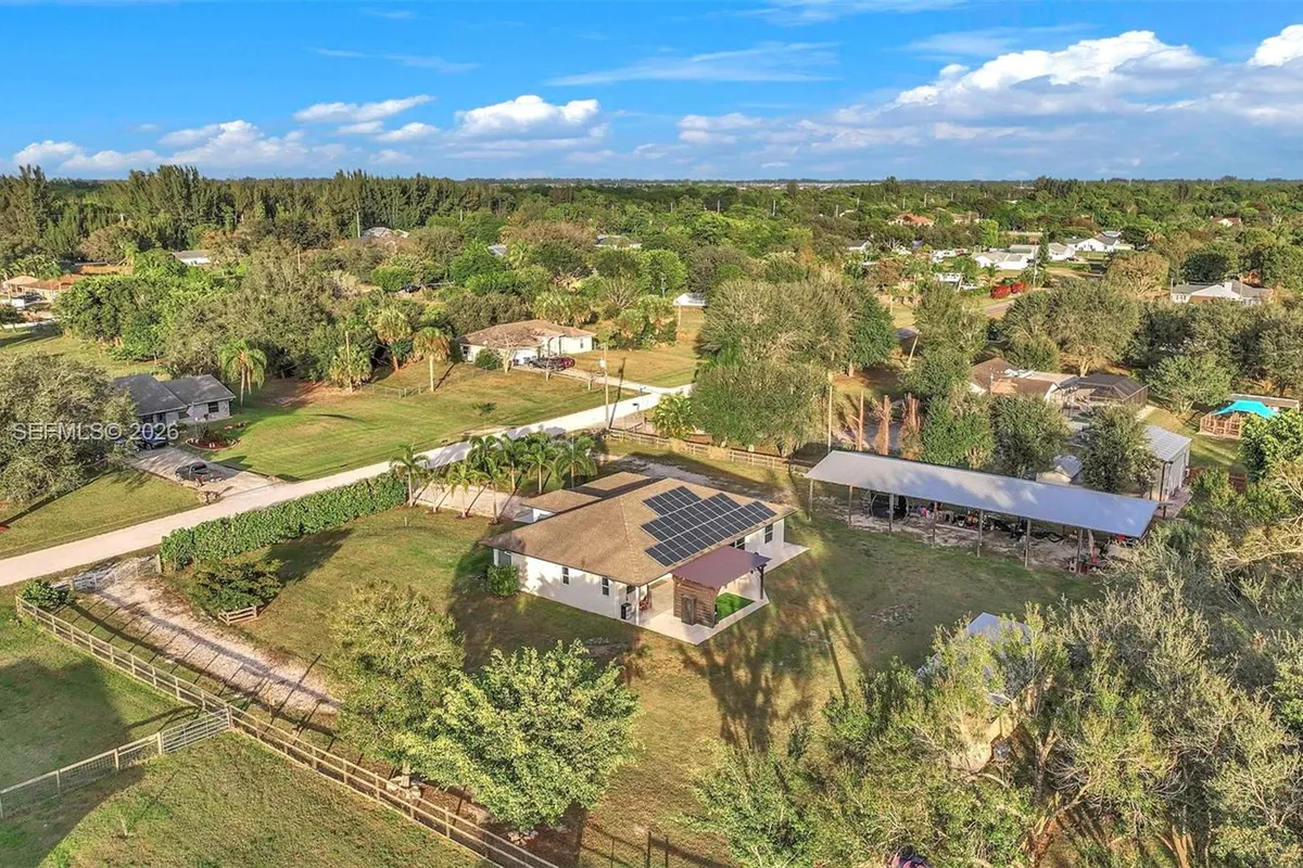 17844 N 38th Rd N, Loxahatchee FL 33470