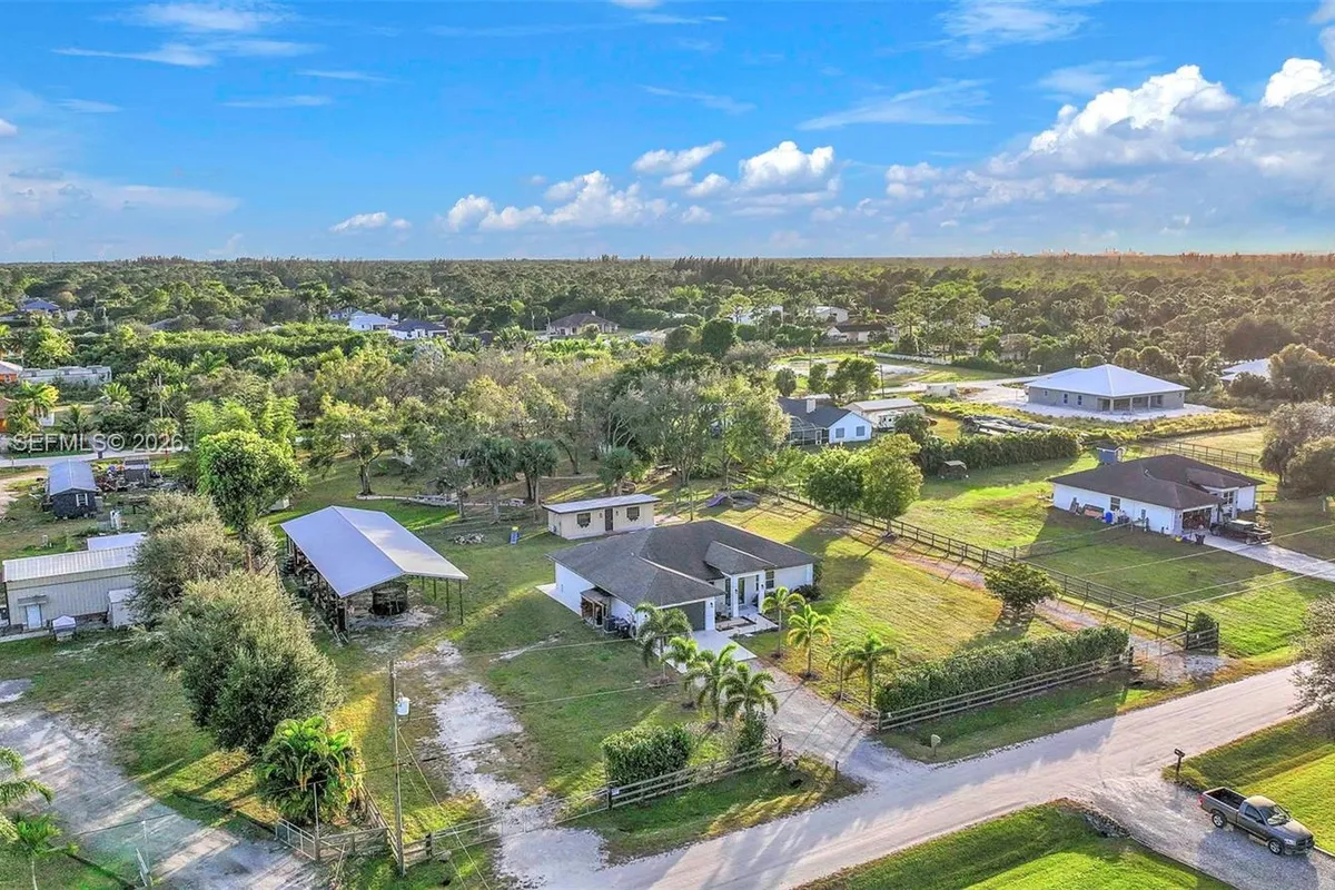 17844 N 38th Rd N, Loxahatchee FL 33470