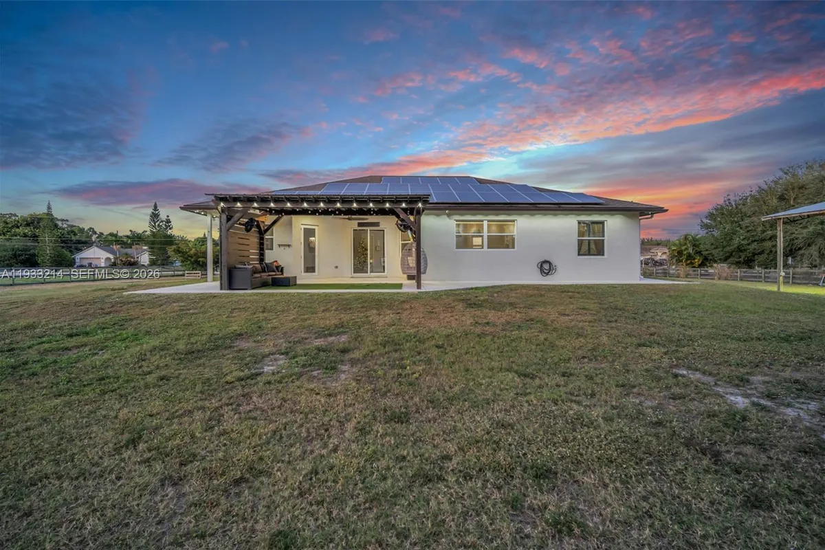 17844 N 38th Rd N, Loxahatchee FL 33470