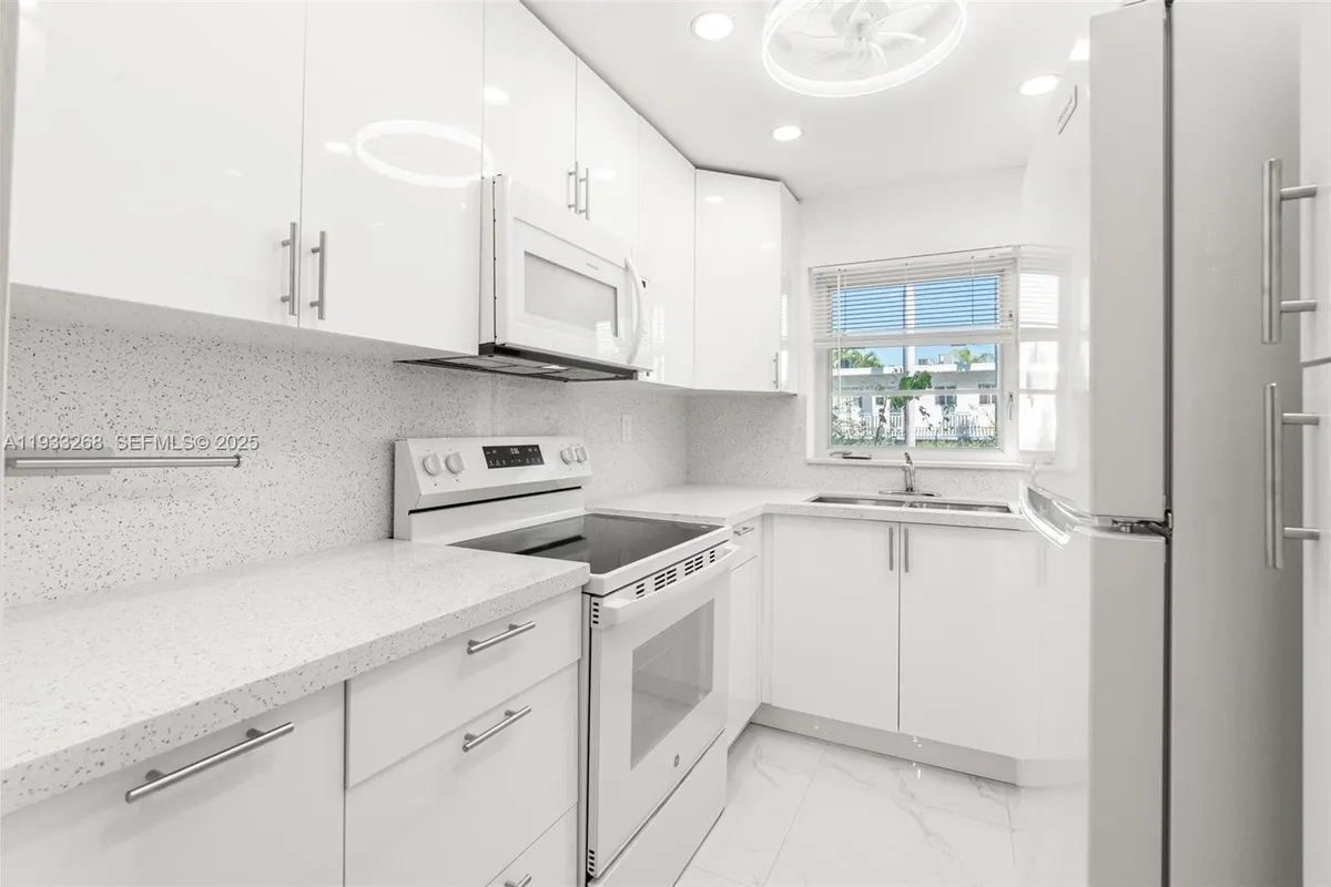 1820 James Ave # 2A, Miami Beach FL 33139