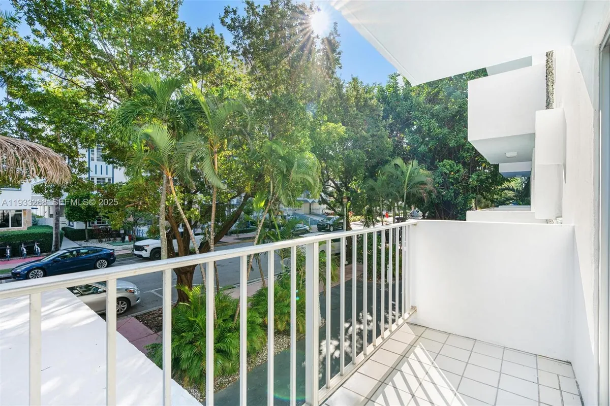 1820 James Ave # 2A, Miami Beach FL 33139
