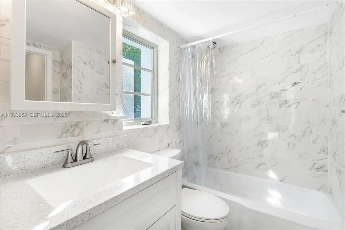 1820 James Ave # 2A, Miami Beach FL 33139