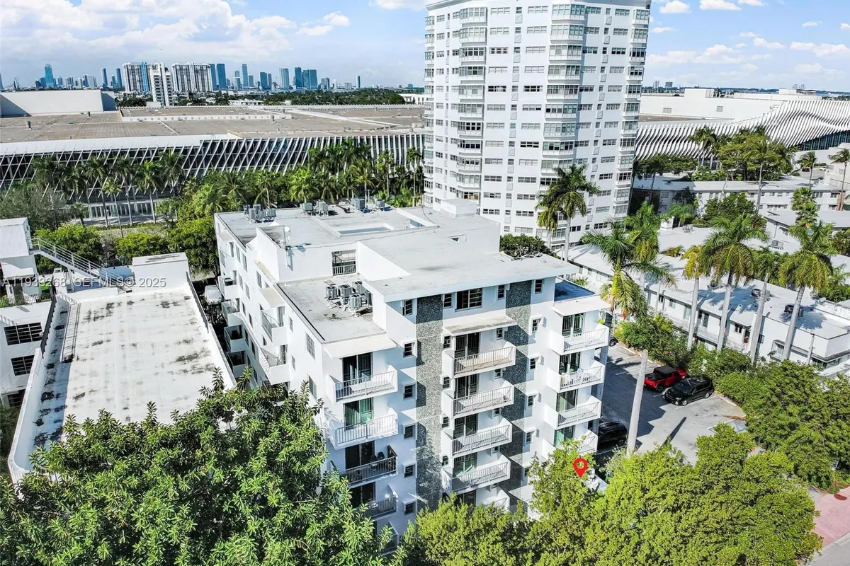 1820 James Ave # 2A, Miami Beach FL 33139