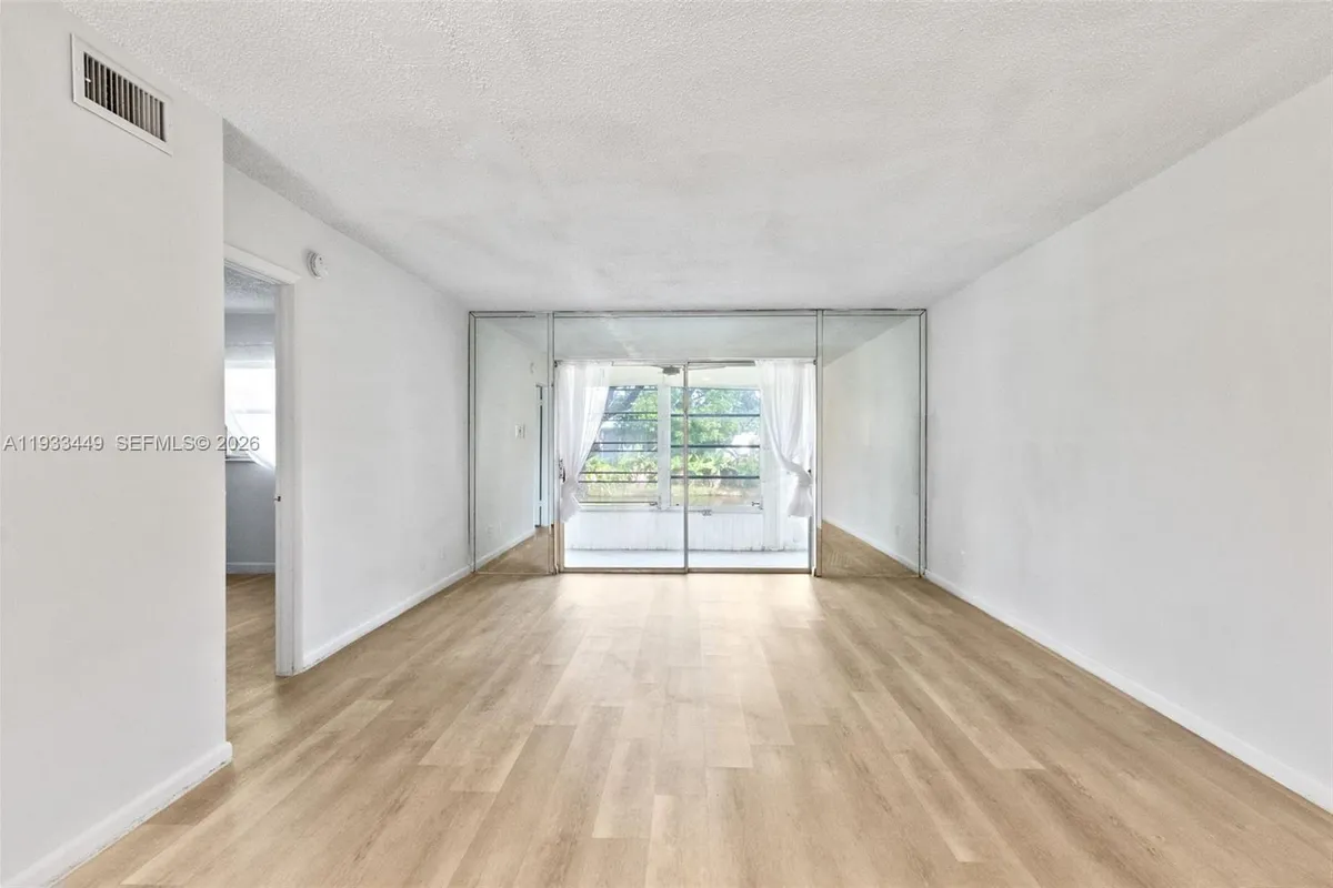 7605 NW 5th Pl # 103, Margate FL 33063