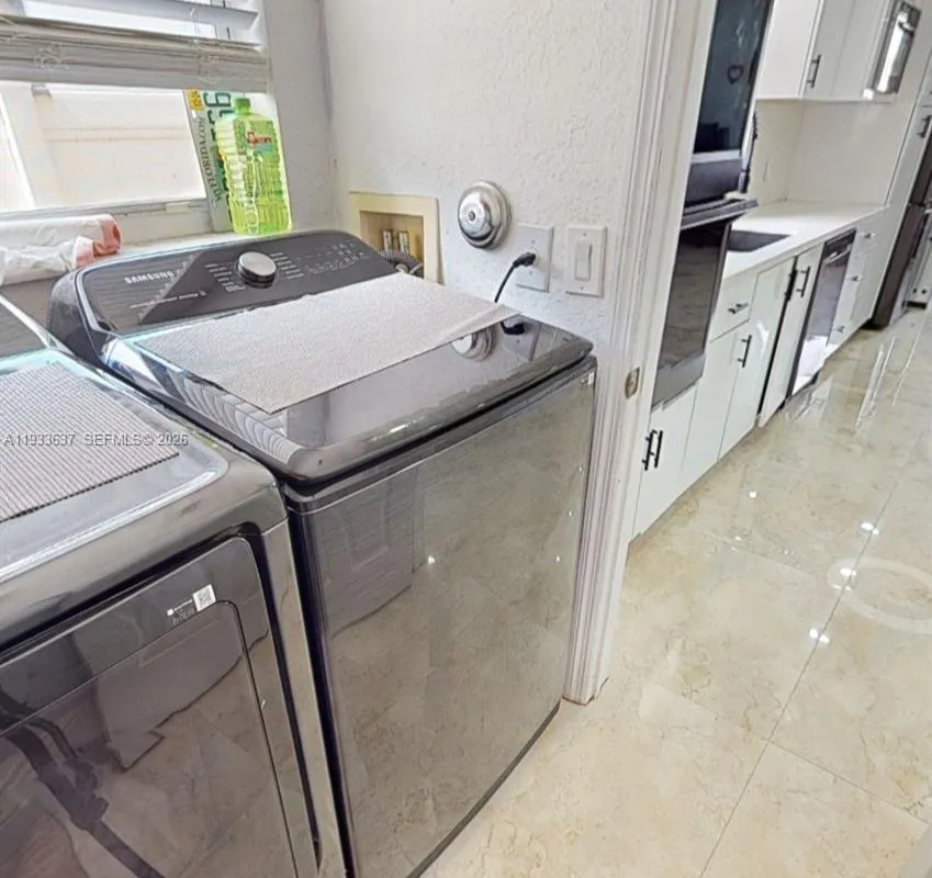 13877 SW 50th St, Miramar FL 33027