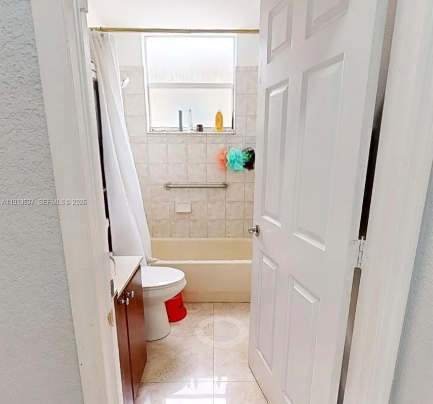 13877 SW 50th St, Miramar FL 33027