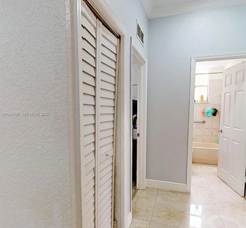 13877 SW 50th St, Miramar FL 33027