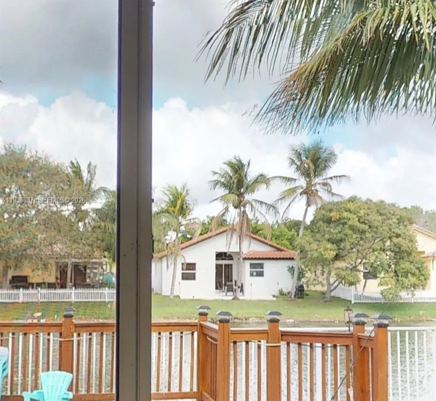 13877 SW 50th St, Miramar FL 33027