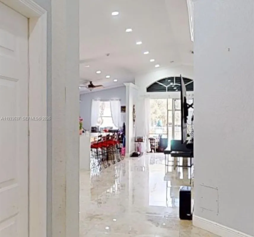 13877 SW 50th St, Miramar FL 33027