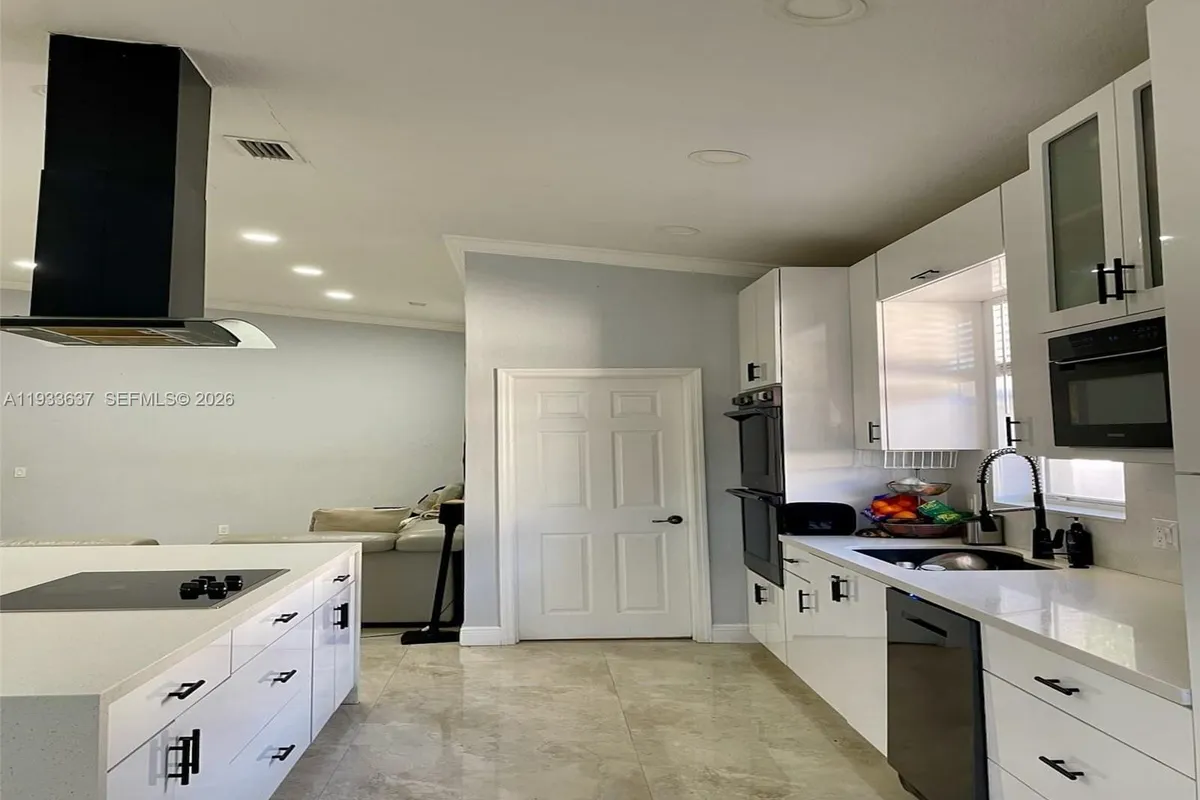 13877 SW 50th St, Miramar FL 33027