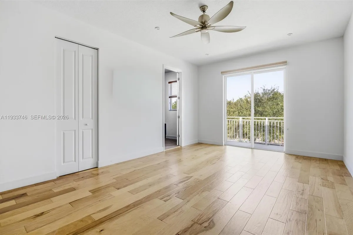 4857 NW 16th Ter, Boca Raton FL 33431