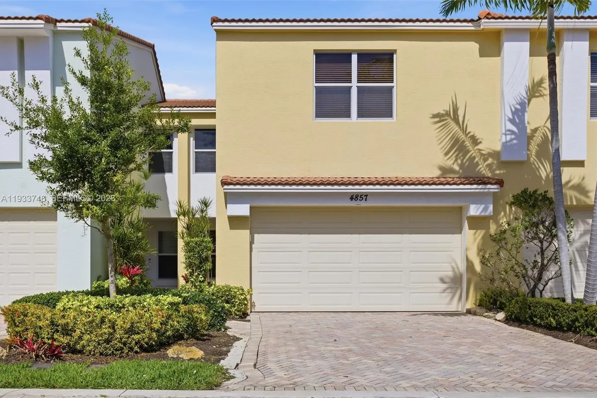 4857 NW 16th Ter, Boca Raton FL 33431