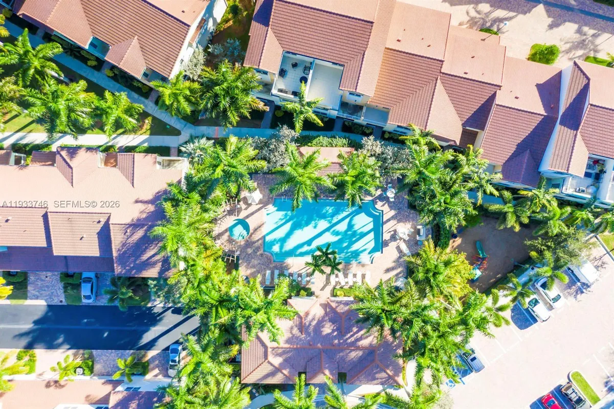 4857 NW 16th Ter, Boca Raton FL 33431