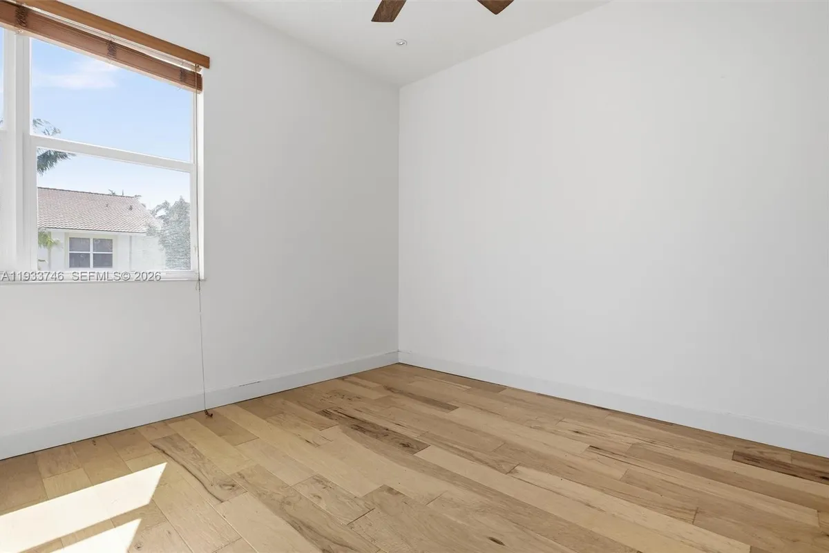 4857 NW 16th Ter, Boca Raton FL 33431