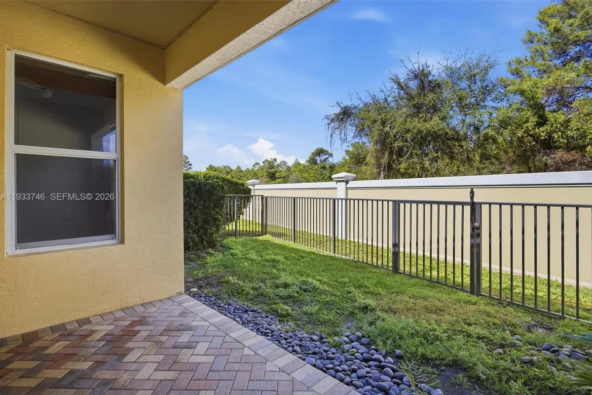 4857 NW 16th Ter, Boca Raton FL 33431