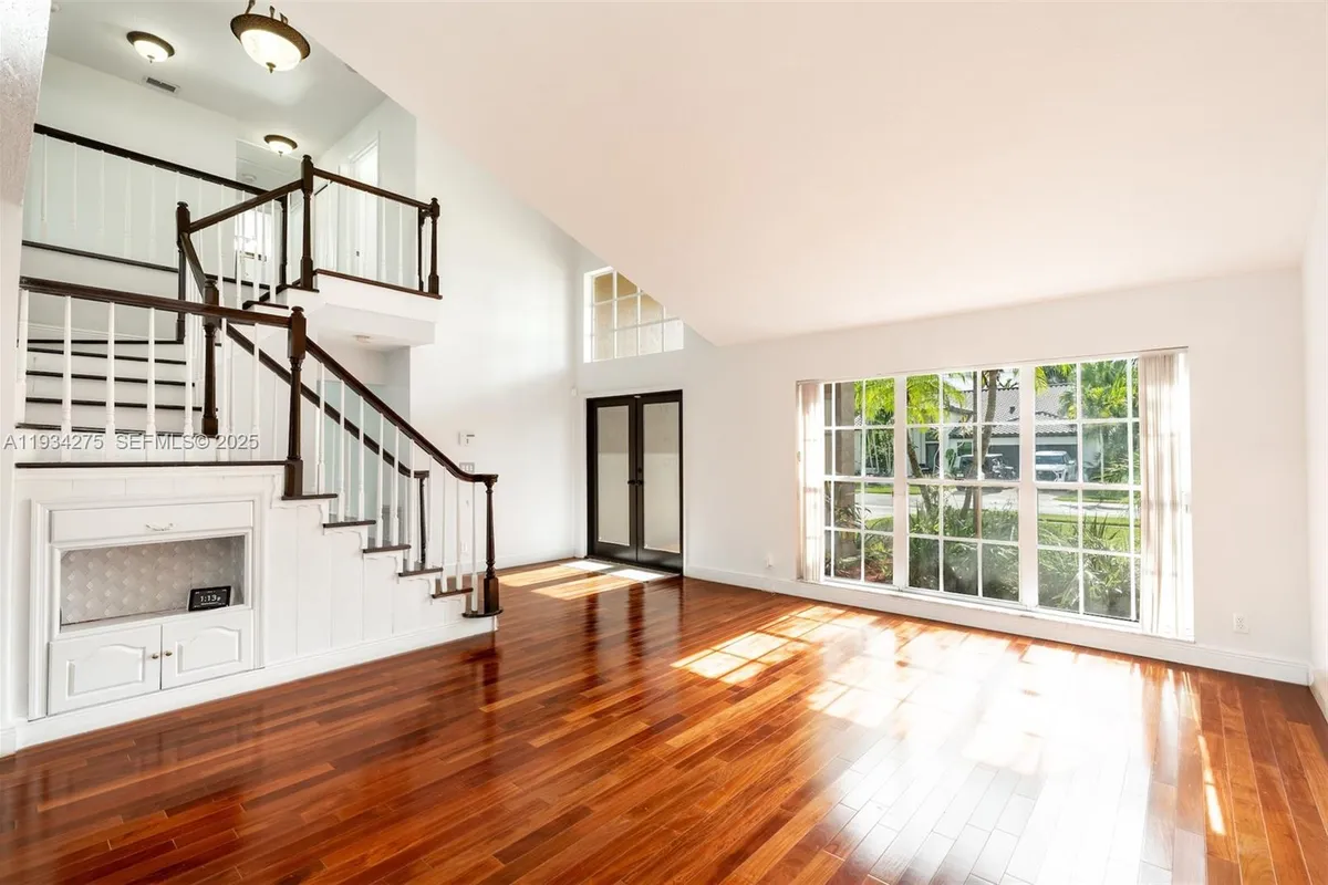 19313 NW 11th St, Pembroke Pines FL 33029