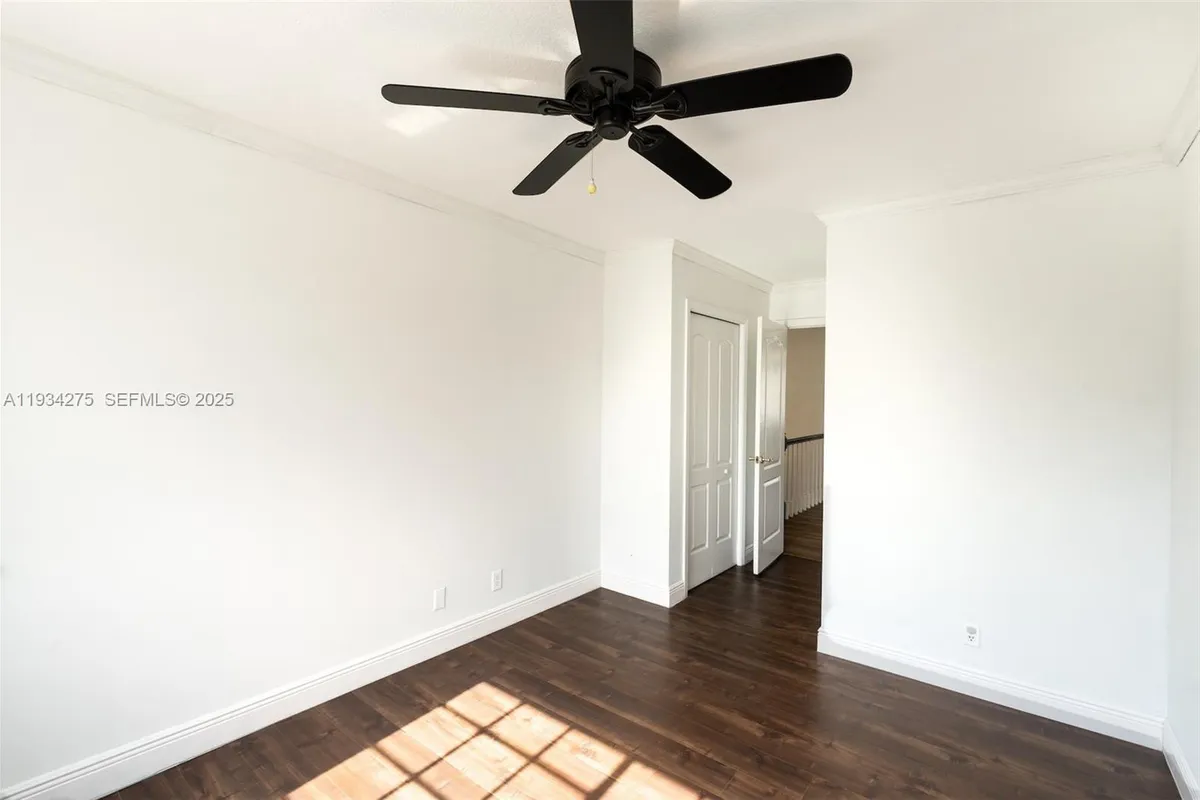 19313 NW 11th St, Pembroke Pines FL 33029