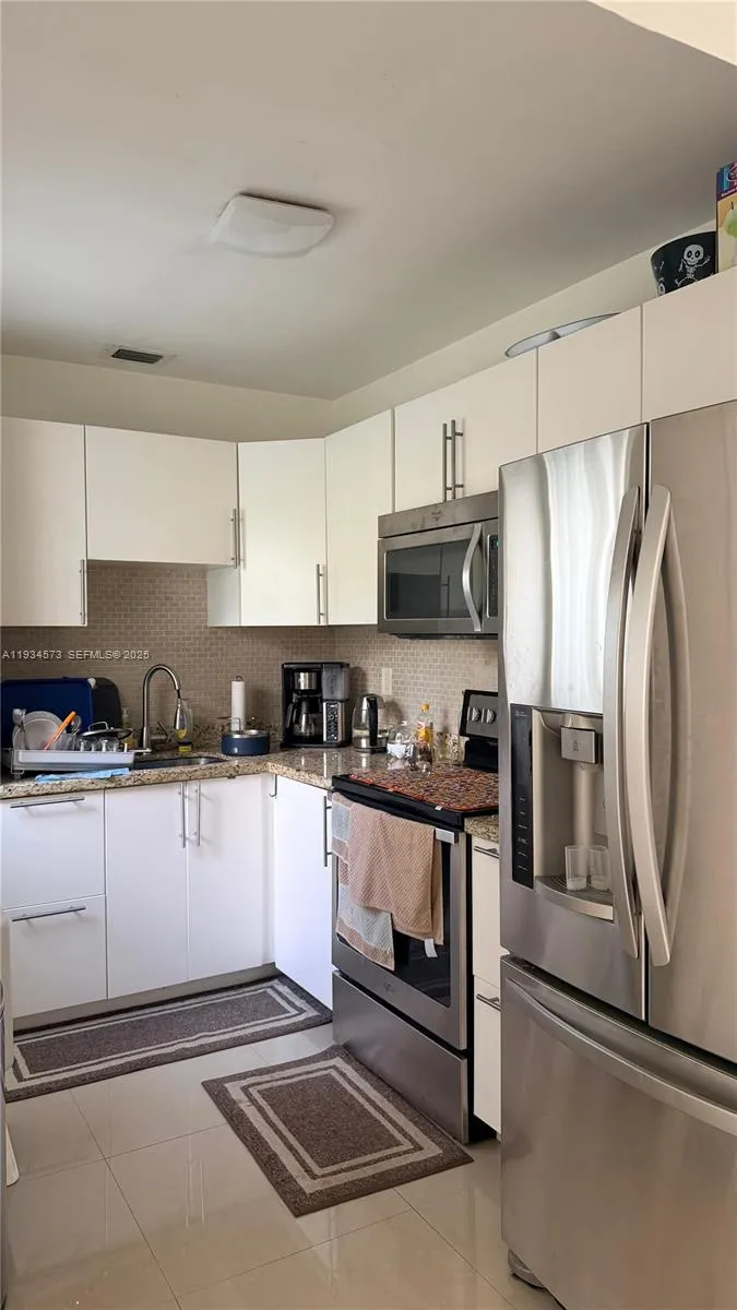 1323 NE 182nd St, North Miami Beach FL 33162