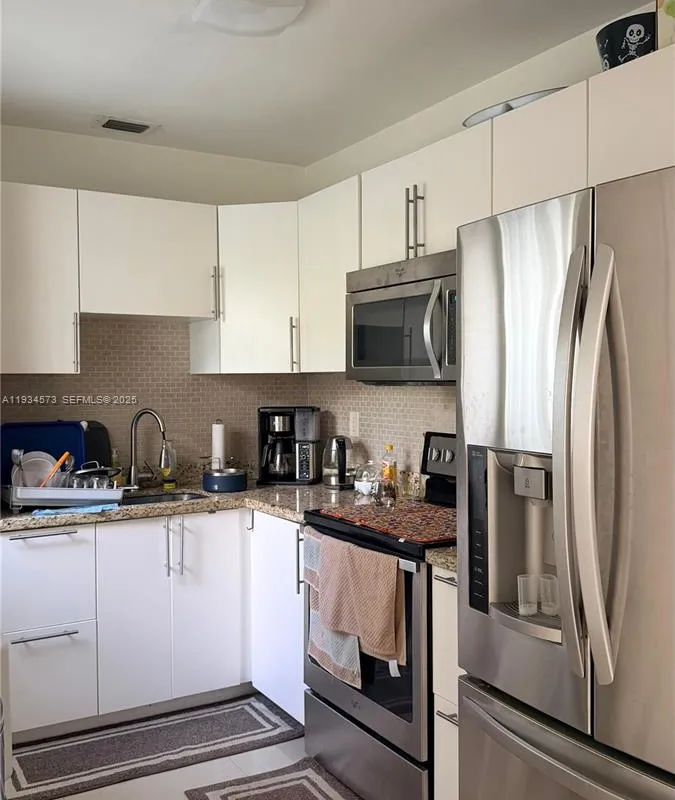 1323 NE 182nd St, North Miami Beach FL 33162