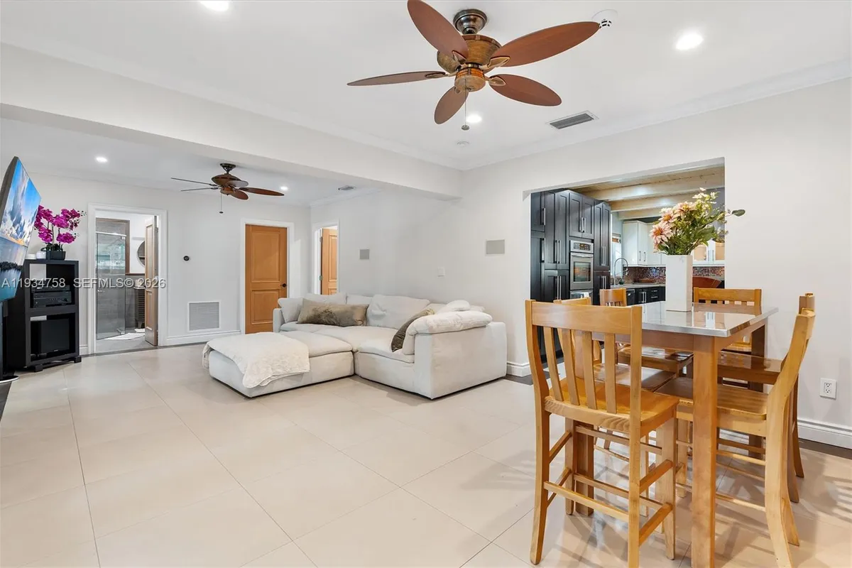 390 NE 103rd St, Miami Shores FL 33138