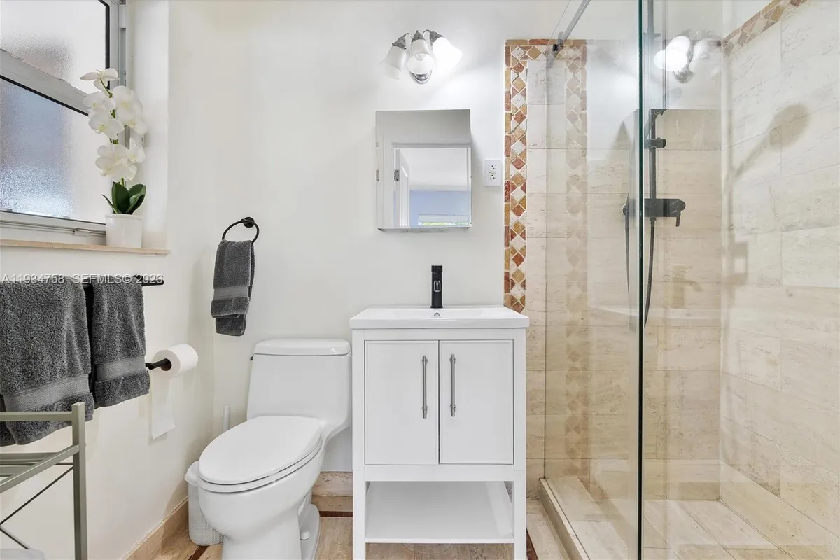 390 NE 103rd St, Miami Shores FL 33138