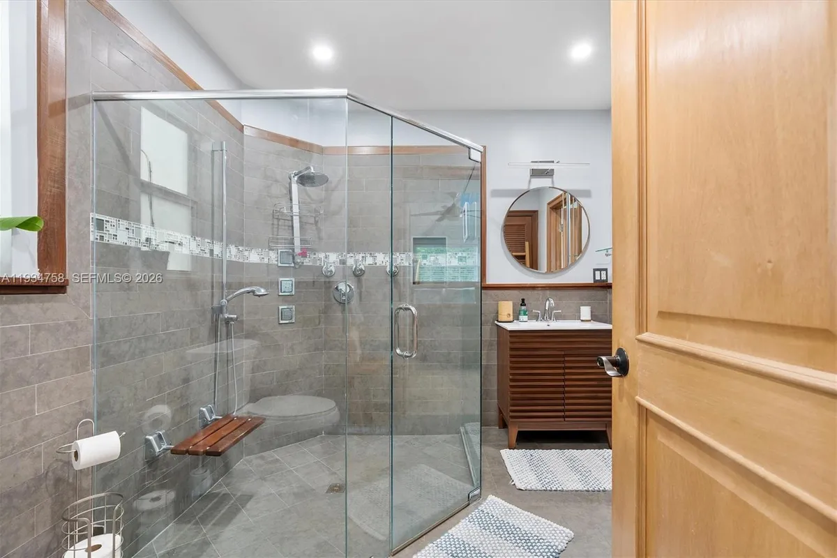 390 NE 103rd St, Miami Shores FL 33138