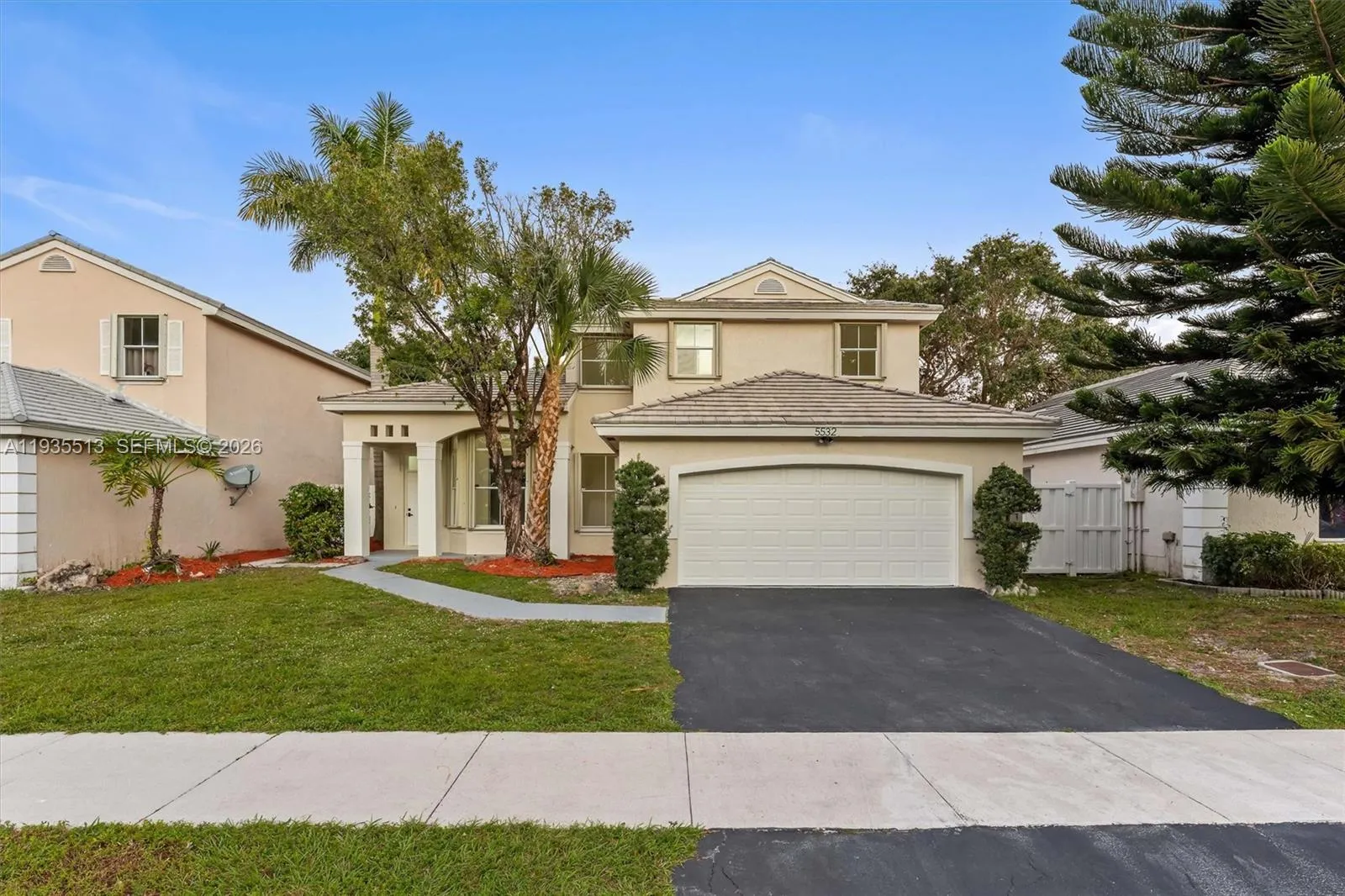 5532 NW 55th Ter, Coconut Creek FL 33073
