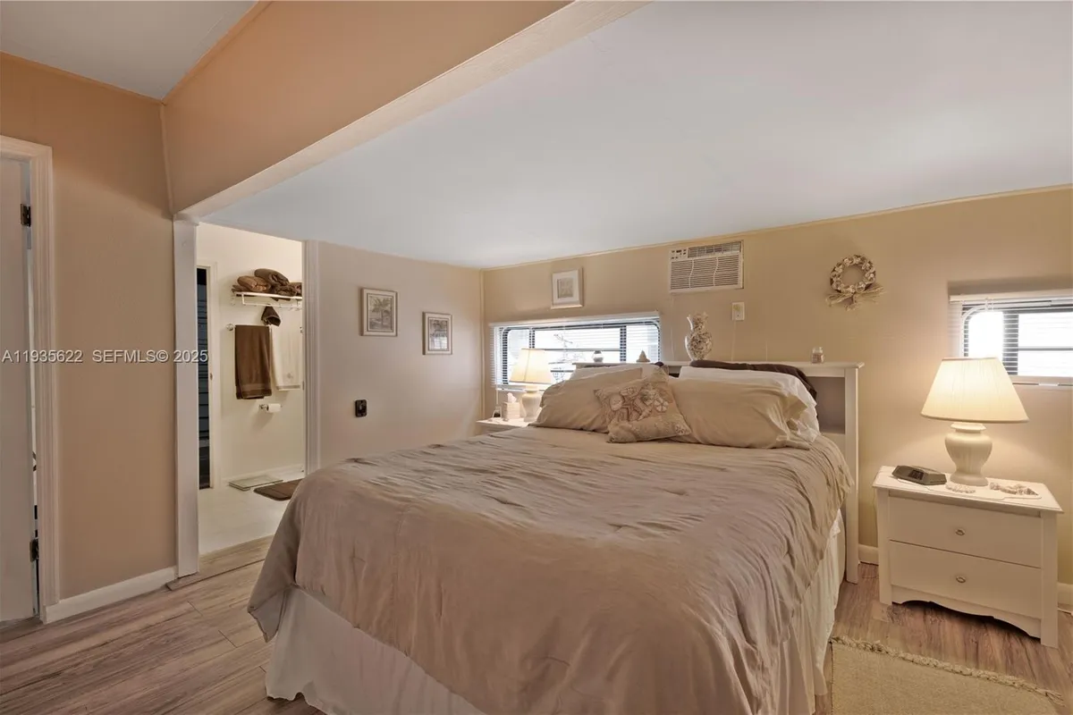 1361 Overseas Hwy #E11, Marathon FL 33050