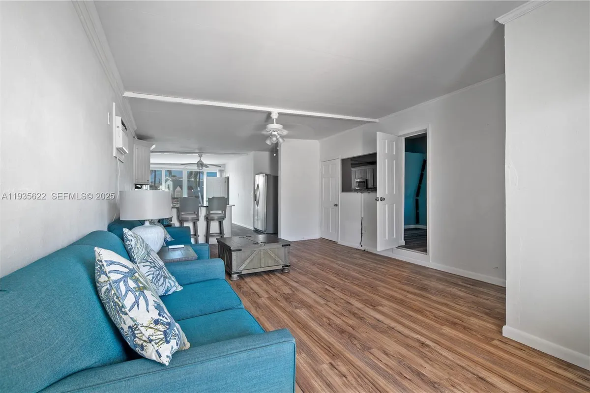 1361 Overseas Hwy #E11, Marathon FL 33050