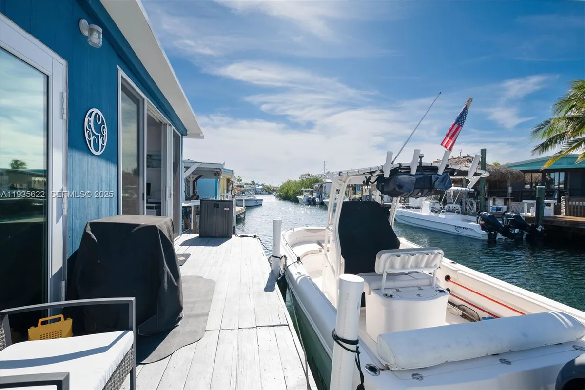 1361 Overseas Hwy #E11, Marathon FL 33050