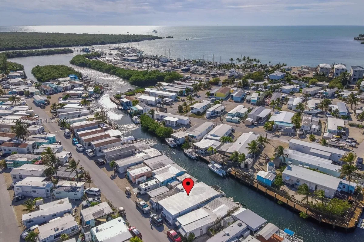 1361 Overseas Hwy #E11, Marathon FL 33050