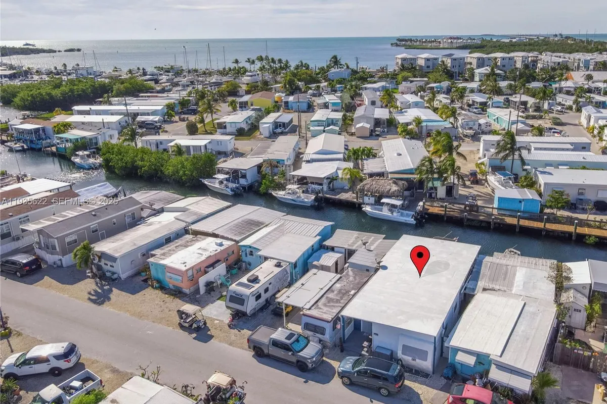 1361 Overseas Hwy #E11, Marathon FL 33050