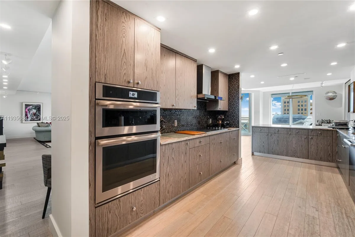 430 Grand Bay Dr # 1204, Key Biscayne FL 33149