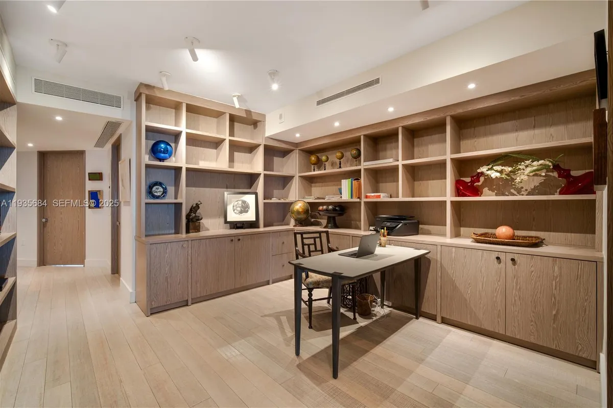 430 Grand Bay Dr # 1204, Key Biscayne FL 33149