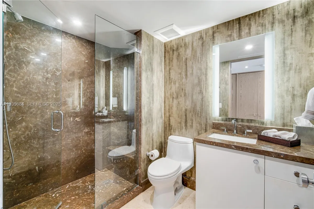 430 Grand Bay Dr # 1204, Key Biscayne FL 33149