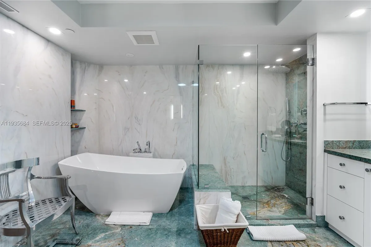 430 Grand Bay Dr # 1204, Key Biscayne FL 33149