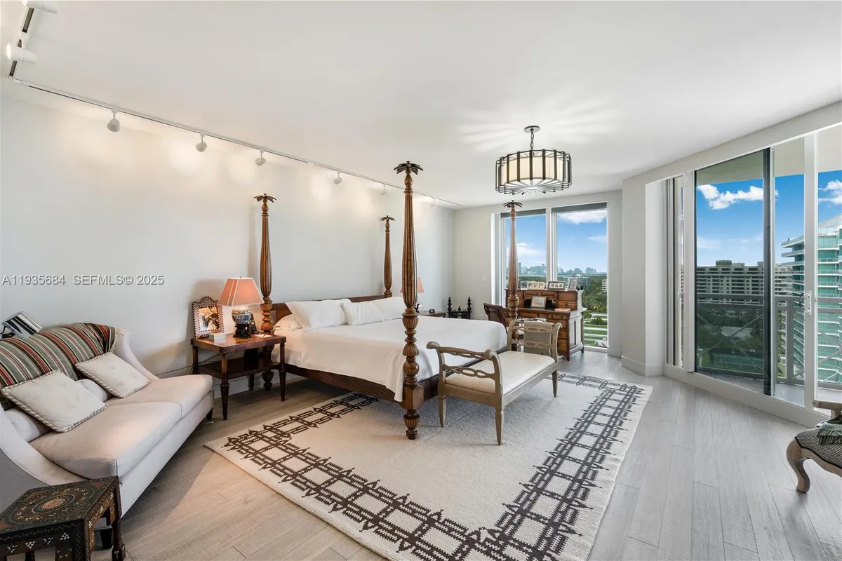 430 Grand Bay Dr # 1204, Key Biscayne FL 33149