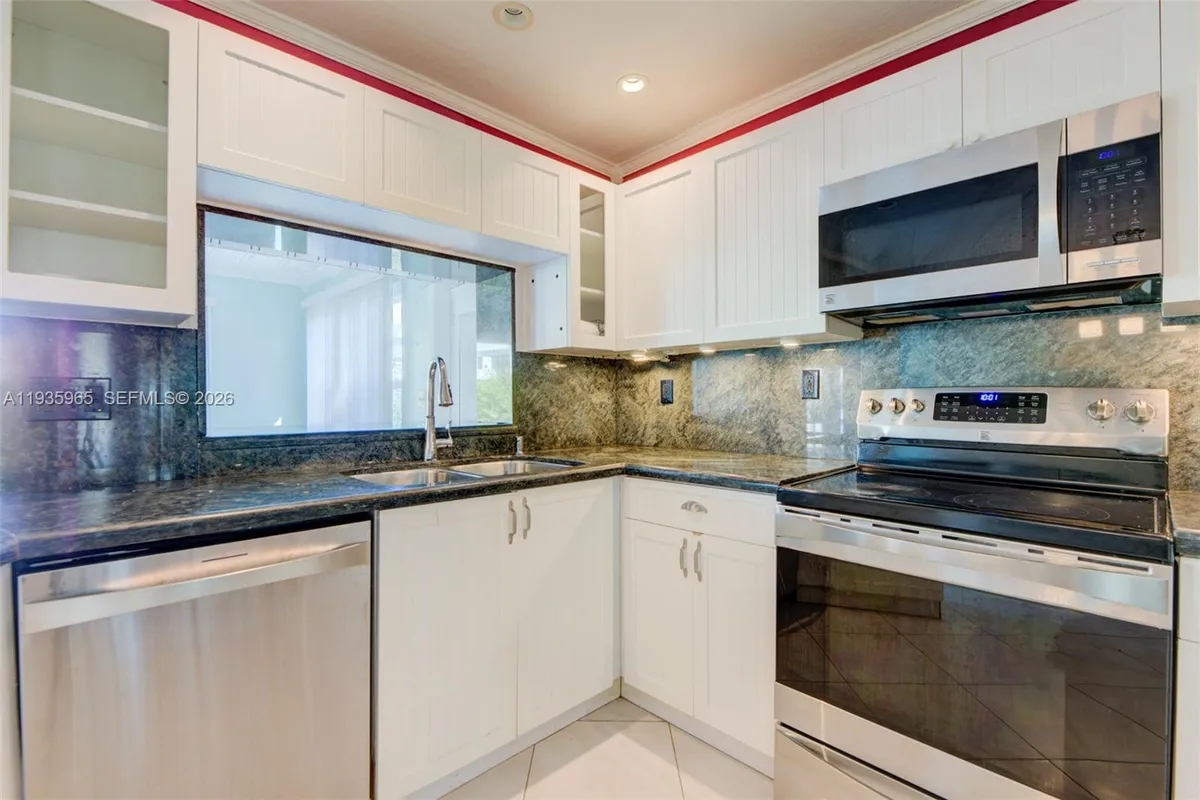 3081 SW 46th Ct, Dania Beach FL 33312